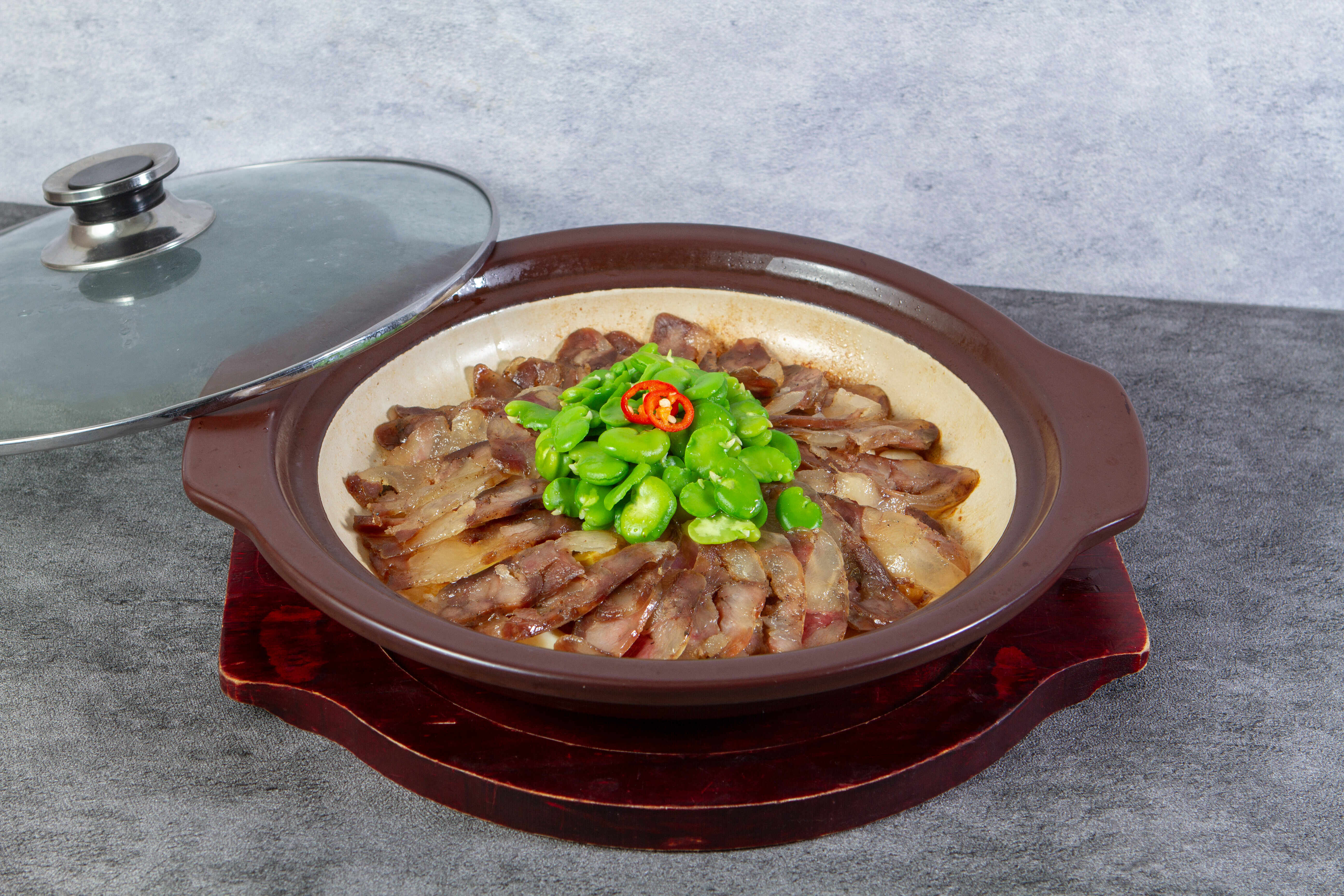 菜品-砂锅圆豆永胜香肠